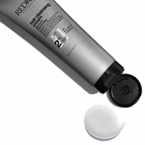 Redken Hair Cleansing Cream Shampoo 250 ml. - Image 2