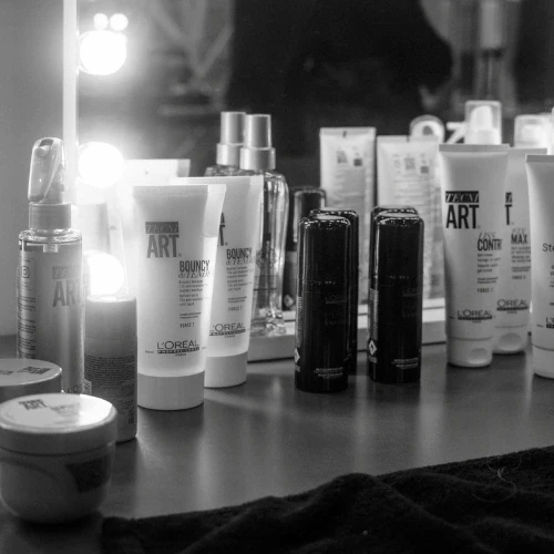 L'Oréal Hair Touch Up Black 75 ml - Image 3